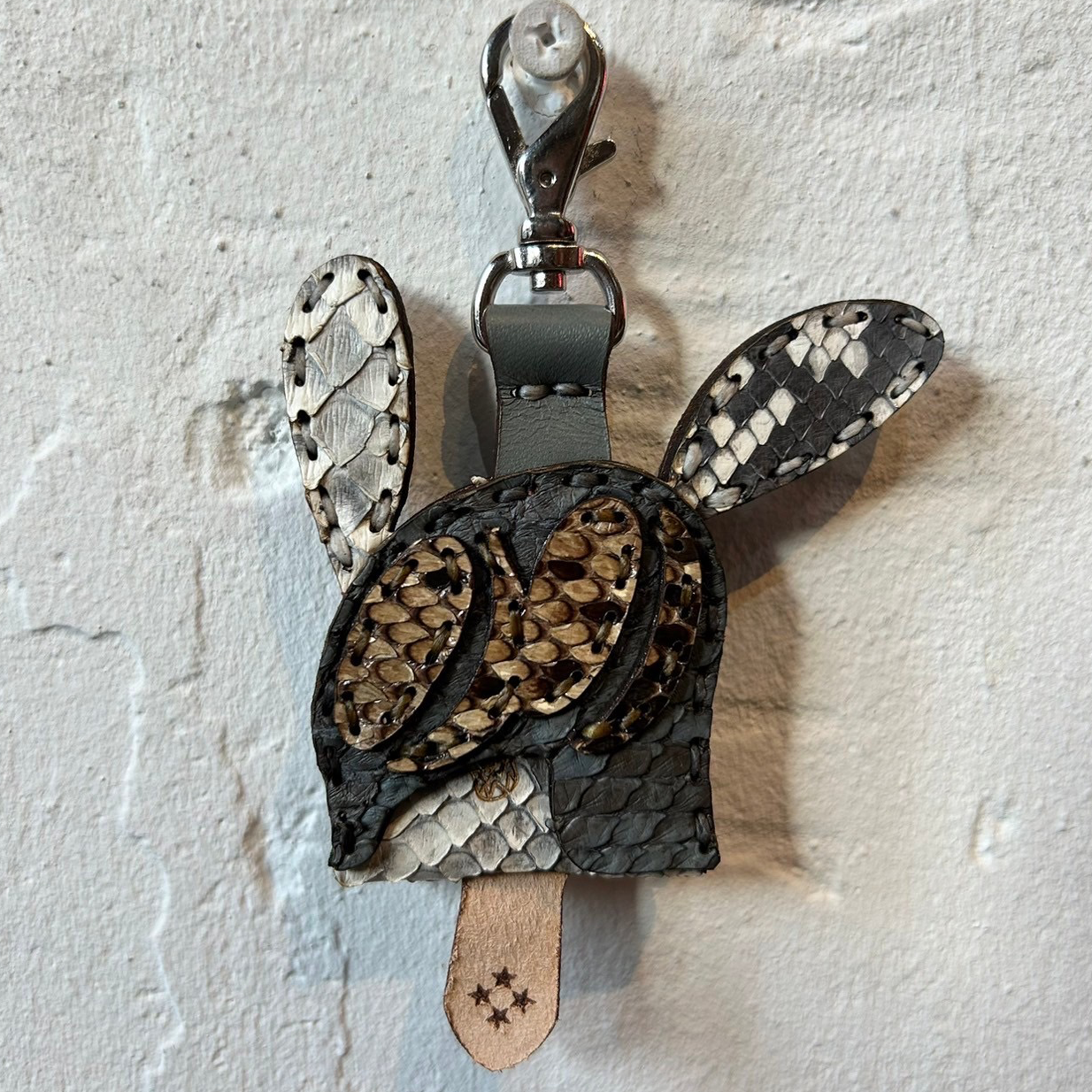 LEATHER KEY COVER - NORMAL EYES/PYTHON