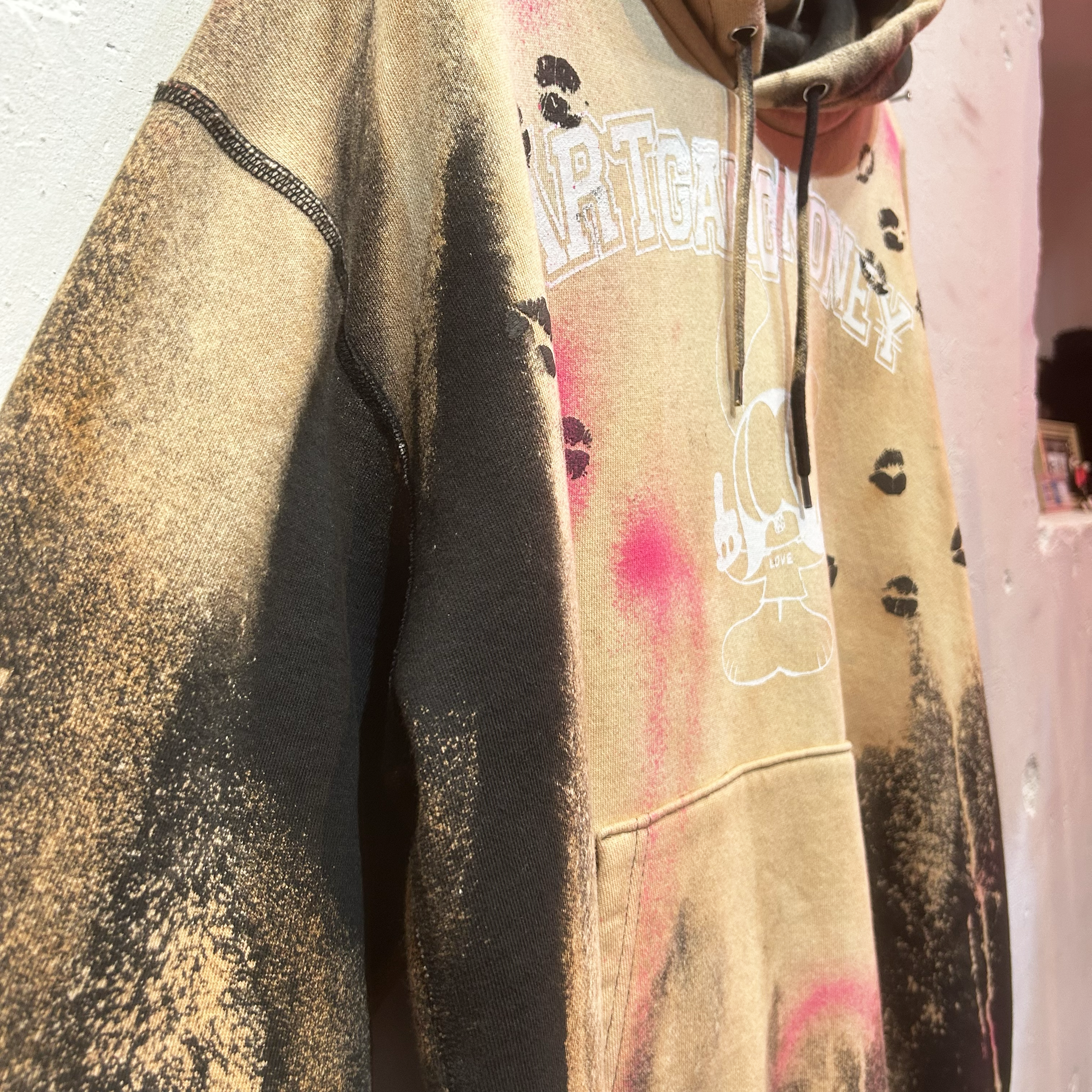 SKOLOCT SPRAY PAINTED REMAKE HOODIE-XXL