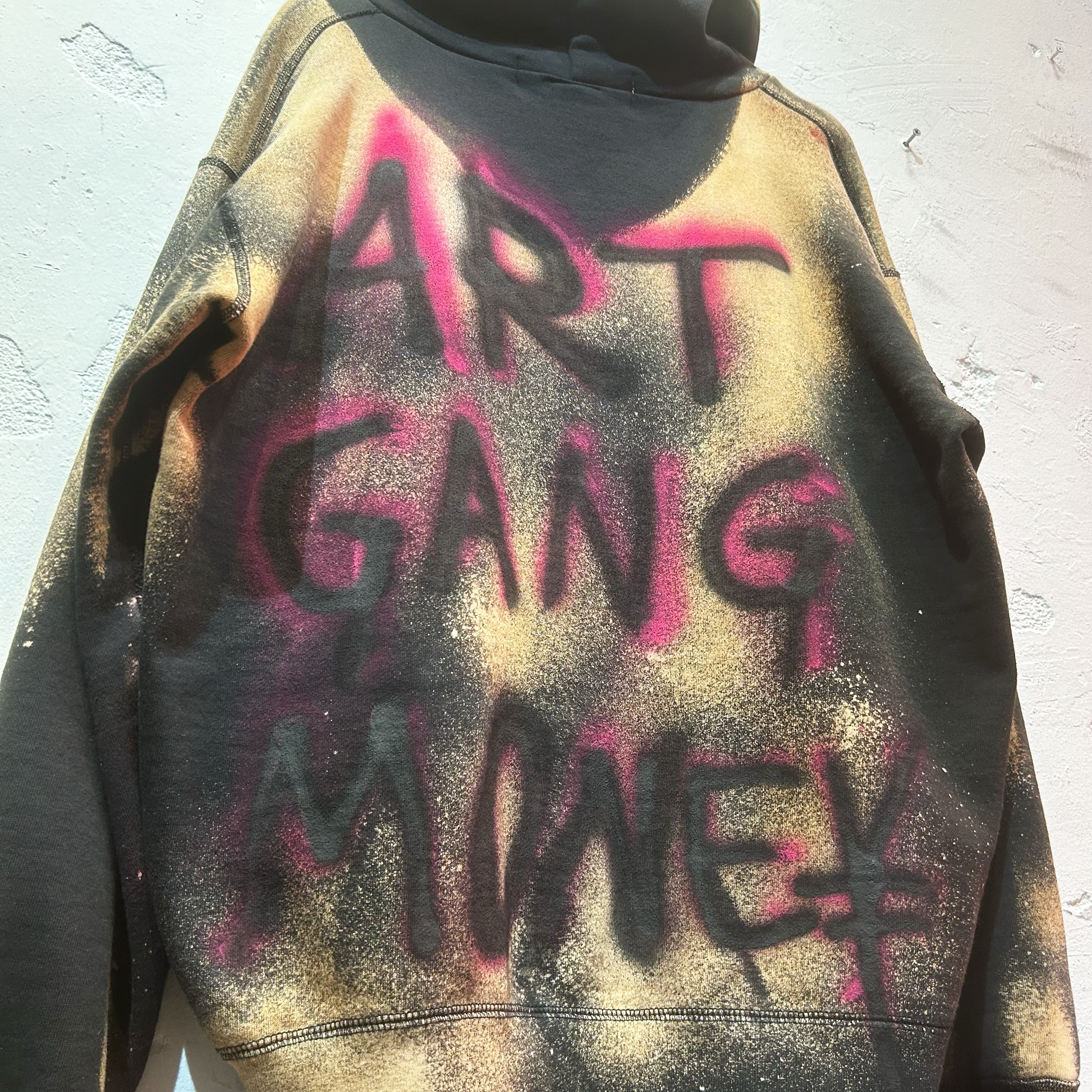 SKOLOCT SPRAY PAINTED REMAKE HOODIE-XXL