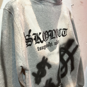 SKOLOCT SPRAY PAINTED REMAKE HOODIE-M