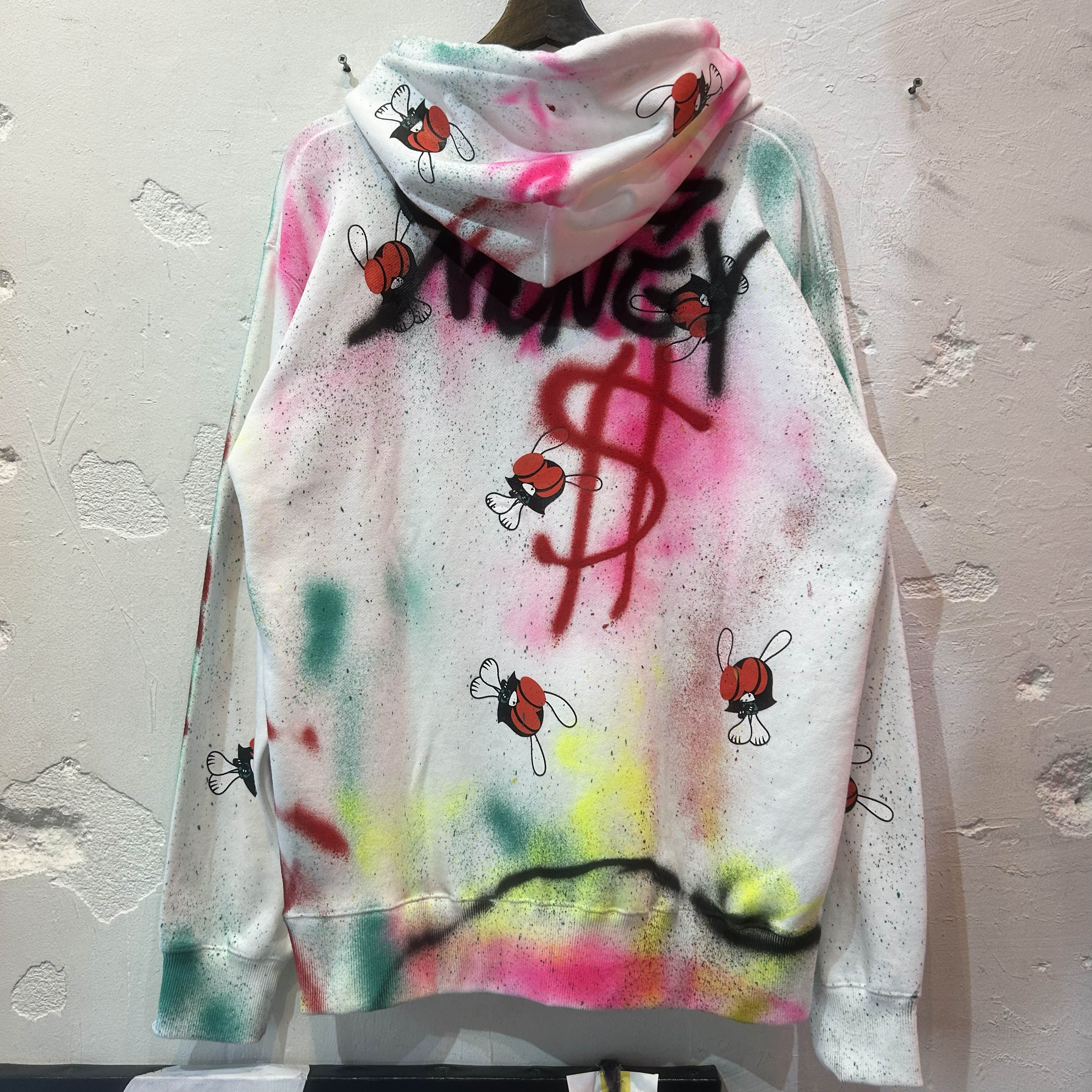 SKOLOCT SPRAY PAINTED REMAKE HOODIE-L